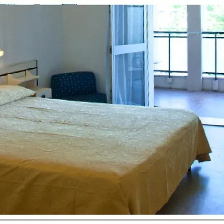 Hotel Gladys
