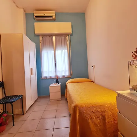 Hotel Gladys
