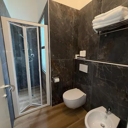 Gladys Szálloda 3*