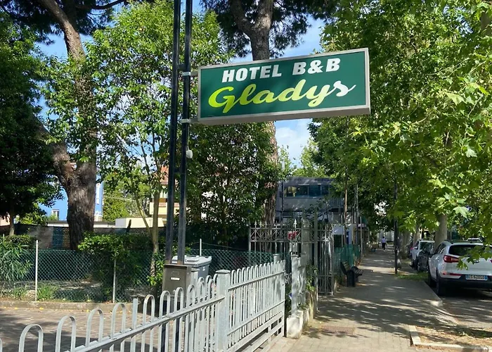 Hotel Gladys